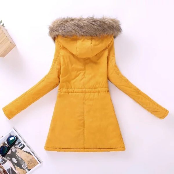 Extremely comfortable and warm jacket for the winter - Image 2