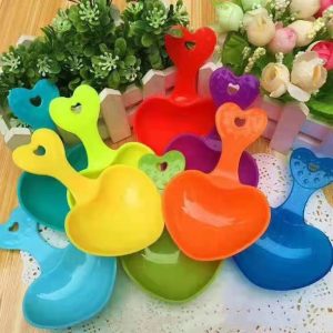 Color dice doll training to play and sniff pets
