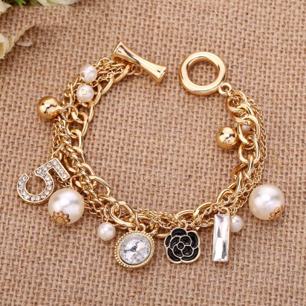 Multi-layer pearl bracelet - Image 4