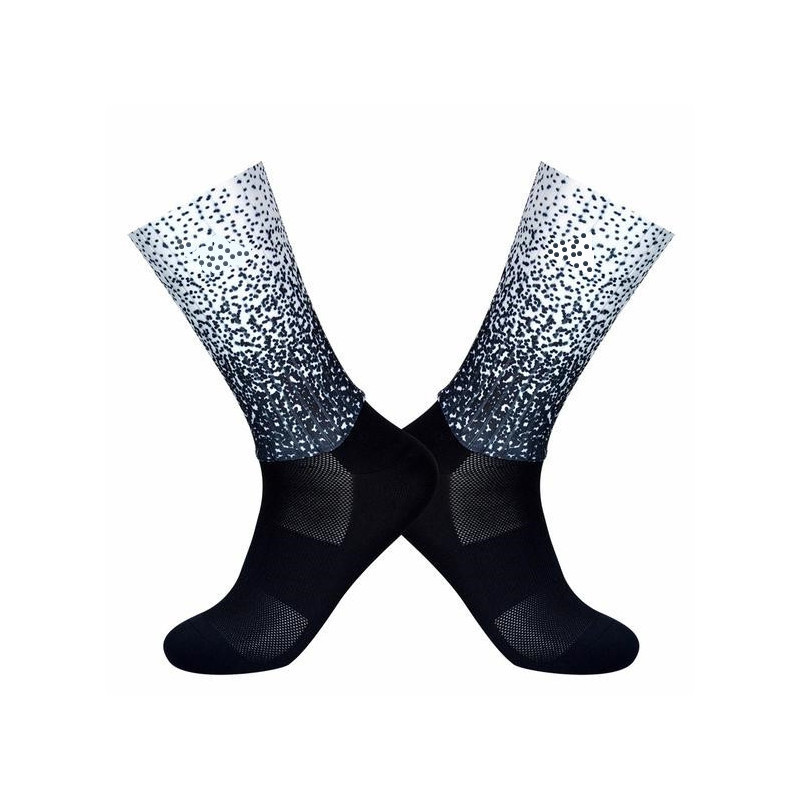 Aerodynamic Cycling Socks | Non-Slip Silicone Grip