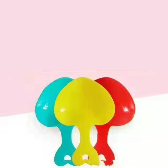 Ergonomic Pet Food Shovel | Plastic Measuring Scoop