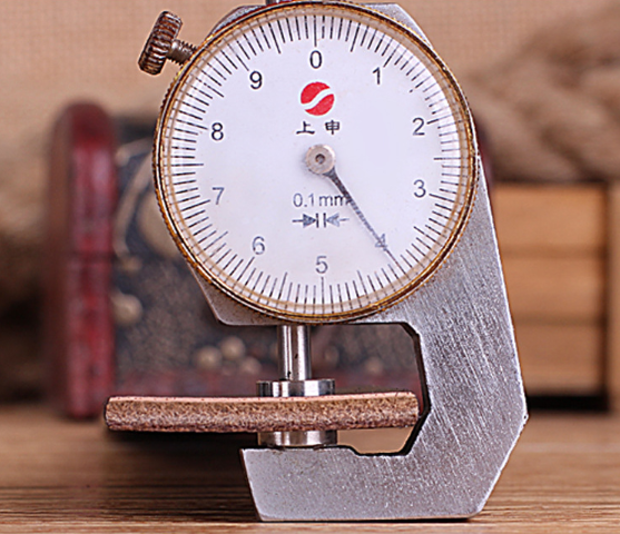 Men's Pure Leather Belt | Classic Alloy Buckle 6 Men's Pure Leather Belt | Classic Alloy Buckle