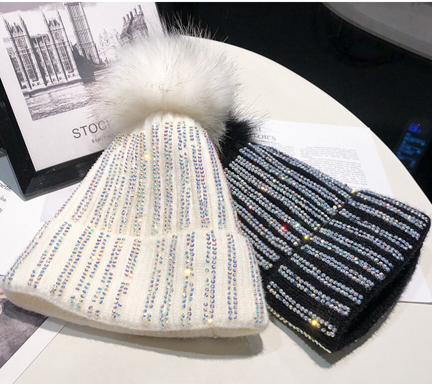 Women's Diamond Knitted Hat | Velvet-Lined Winter Beanie 3 Women's Diamond Knitted Hat | Velvet-Lined Winter Beanie